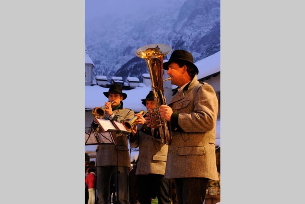 Alpenrelax Haus Weidmannsheil Wohnen Im Romantischen Forsthaus Werfen Eksteriør billede