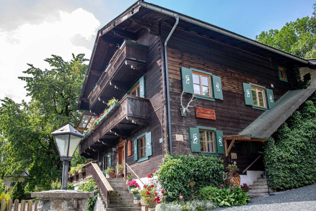 Alpenrelax Haus Weidmannsheil Wohnen Im Romantischen Forsthaus Werfen Eksteriør billede