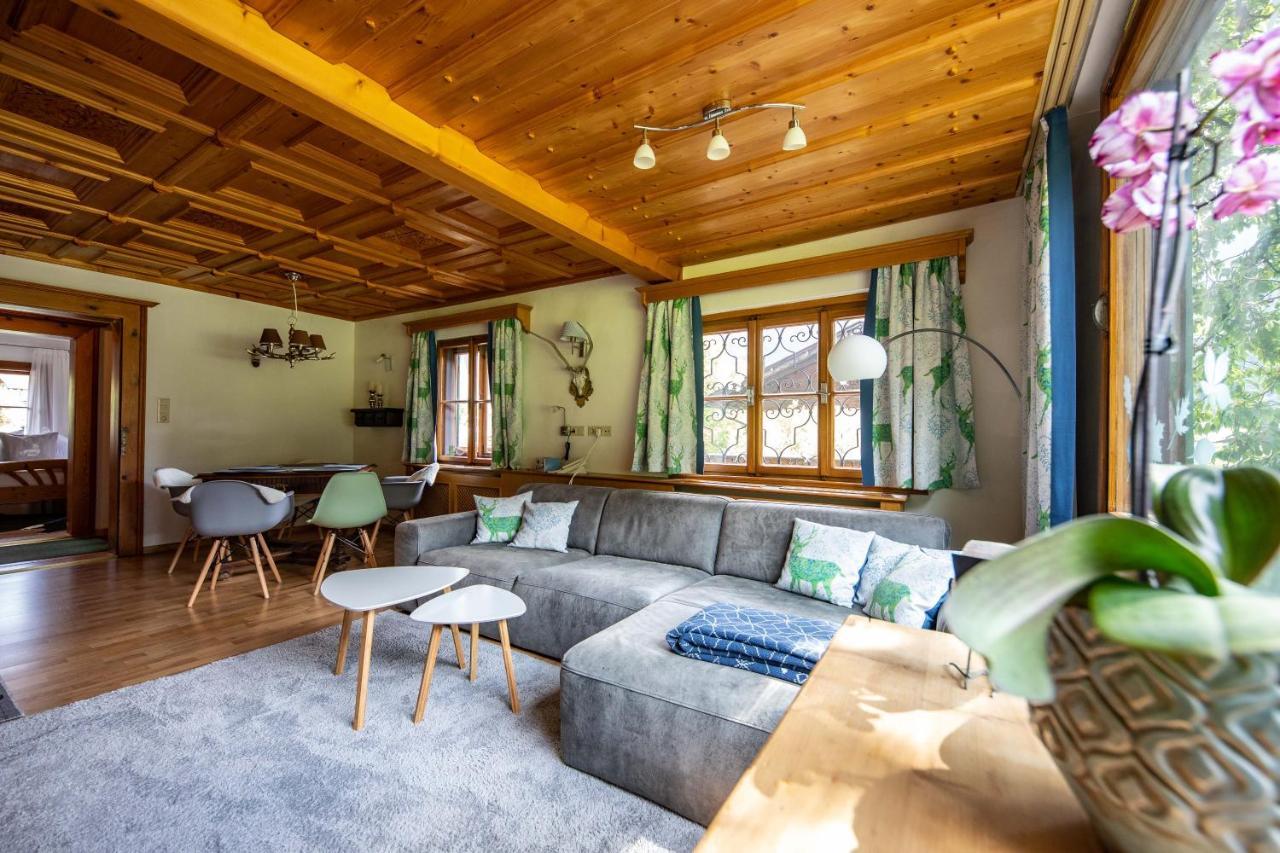 Alpenrelax Haus Weidmannsheil Wohnen Im Romantischen Forsthaus Werfen Eksteriør billede